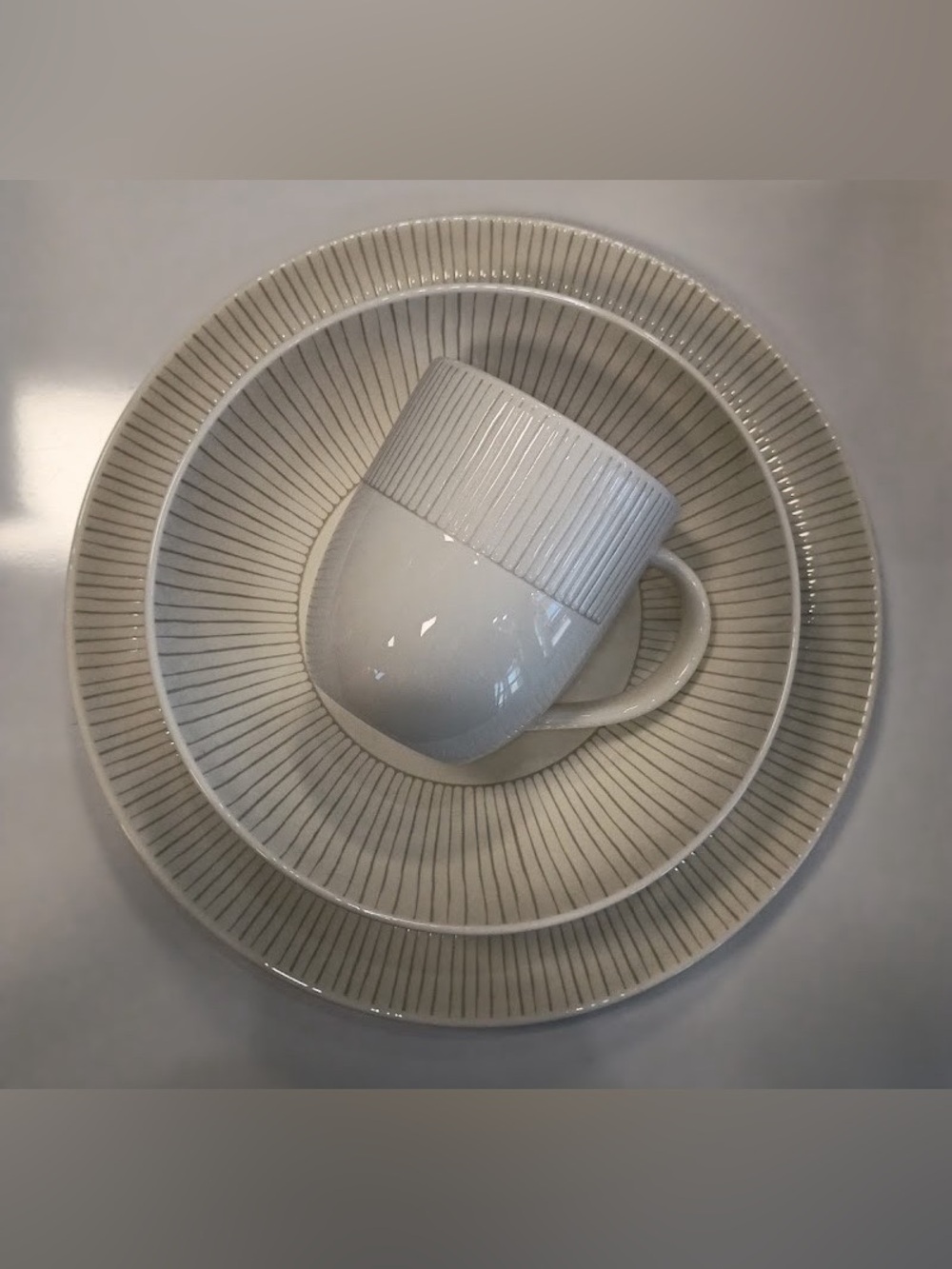 Royal Doulton Ellen DeGeneres Taupe Stripe 16-Piece Set, NWT